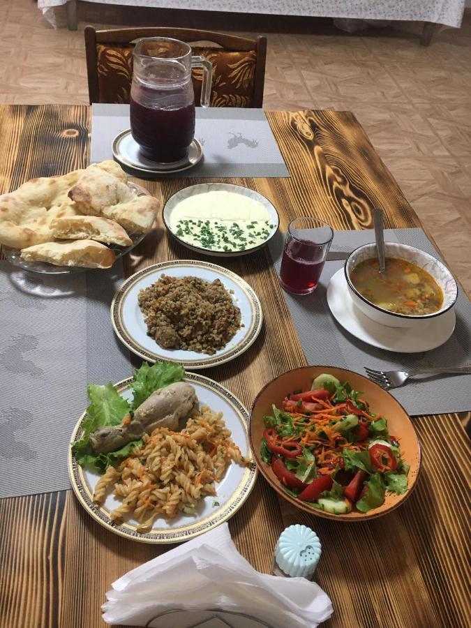 Zhabeshi Guest House Victor מראה חיצוני תמונה